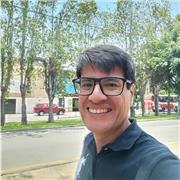 Ofrezco tutoria en español para estudiantes de Alemania, didáctico, con desarrollo de temas actuales, vocabulario y lectura